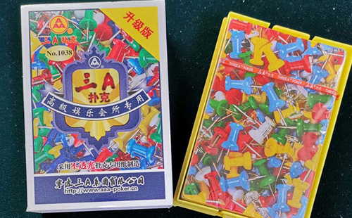 乌什扑克批发采购指南与产品质量识别要点解析